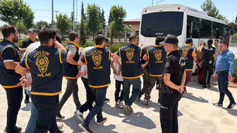Telefon dolandırıcılarına ağır darbe: 'Sahte bankacılar' tutuklandı