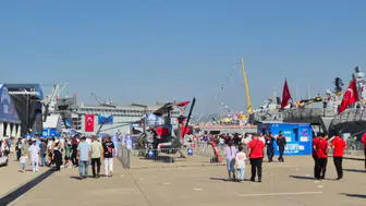 Denizde gövde gösterisi: TEKNOFEST Mavi Vatan ikinci gününde de nefes kesti