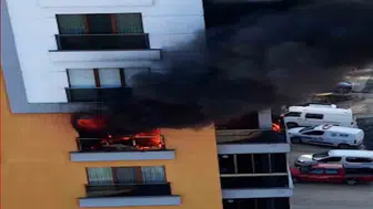 Ardeşen'de korkutan yangın: Daire tamamen kullanılamaz hale geldi