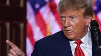 Trump Tahran yönetimini hedef aldı: 'Ordu maaş ödeyemiyor'