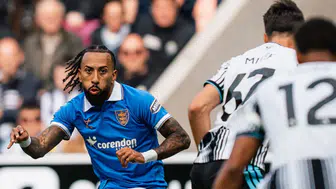 Hull City’nin yenilmezlik serisi sona erdi! Newcastle 7 dakikada fişi çekti