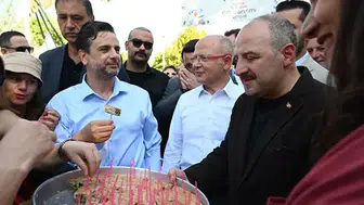 Varank’tan Özgür Özel’e börek göndermesi: 'Bursa’nın lezzetlerini tatmak herkese nasip olmaz'