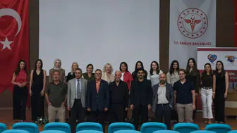 Sedef ve Artrit Hasta Deneyim Zirvesi'nde gündem: 'Sedef kronik bir hastalık, bulaşıcı değil'