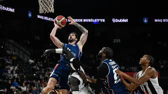 İstanbul derbisinde nefesler kesildi: Anadolu Efes sezona fırtına gibi başladı