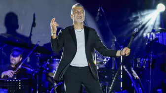 Yağmura rağmen 20 bin kişi alan ayrılmadı: Özcan Deniz’den Marmara Park’ta dev konser