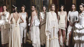 Lug Von Siga Milano Moda Haftası'nda 2027 koleksiyonunu tanıttı