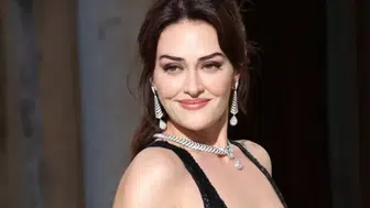 Esra Bilgiç nerede tatil yapıyor, tatil paylaşımlarında neler var, Faruk Sabancı ile ilişkisi sürüyor mu, lüks çanta ne kadar?
