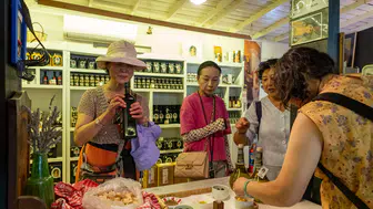 Çinli turistlerin Çanakkale'deki yeni gözdesi zeytinyağı oldu