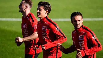 Türkiye - Fransa maçı skor tahmini! Yapay zeka skoru ne tahmin etti, maç kaç kaç biter, Türkiye kazanırsa ne olur?
