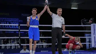 Hatice Akbaş Avrupa Şampiyonası'nda yarı finale yükselip madalyayı garantiledi