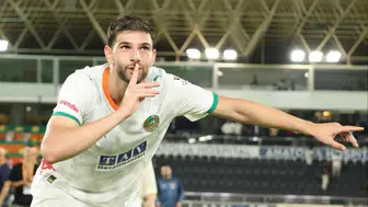 Ümit Akdağ hangi takıma transfer oldu? Beşiktaş'a geliyor mu, sözleşme imzaladı mı, bonservis ücreti ne kadar, kaç yıllık sözleşme imzaladı, hangi mevkide oynayacak, kaç numaralı formayı giyecek?