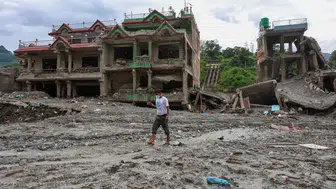 Nepal'de buzul felaketi: Can kaybı 1200'ü aştı, binlerce kişi kayıp