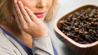Karanfil diş ağrısını keser mi? Nasıl kullanılır, ne kadar etkili, zararlı mı, kaç günde geçirir?