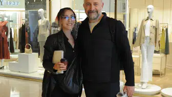 Halit Ergenç ve Zerrin Tekindor Zorlu AVM'de prova öncesi kahve molasında görüntülendi