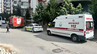 Restoranın mutfağında çıkan yangın paniğe neden oldu