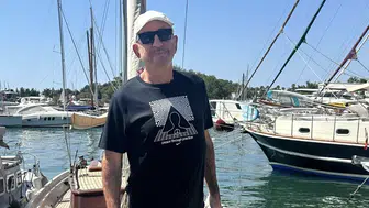 Serhat Hacıpaşalıoğlu Bodrum'da sahne maratonu öncesi form tutuyor
