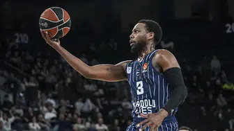 Anadolu Efes Avrupa sahnesinde perdeyi açıyor: Zorlu Barcelona deplasmanı