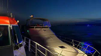 Boğazda makine arızası alarmı! İçinde 2 kişi bulunan tekne kurtarıldı!