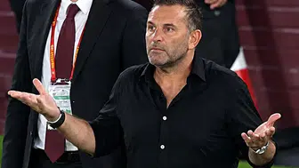 Galatasaray'da 4-0'lık hezimetin faturası kesildi: Okan Buruk için tehlike çanları çalıyor