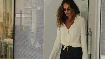 Güzide Duran fit görünümüyle Zorlu AVM'de objektiflere yansıdı