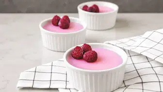 Ev yapımı frambuazlı puding tarifi: Pratik ve hafif tatlı arayanlara