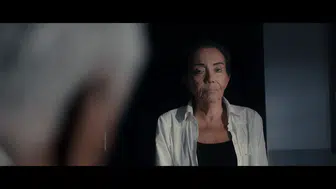 Usta oyuncu Anta Toros'un son filmi 'Yaşam Üçgeni' Altın Koza'da prömiyer yapıyor