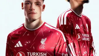 Liverpool’da 17 yıllık devir sona erdi: Kırmızılar’ın yeni göğüs sponsoru Türk Hava Yolları!