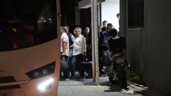 İzmir'de belediyeye yönelik dev operasyonda adli süreç başladı