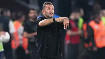 Galatasaray'da Okan Buruk'tan kadro itirafı: Oynatmak istiyorum ama olmuyor