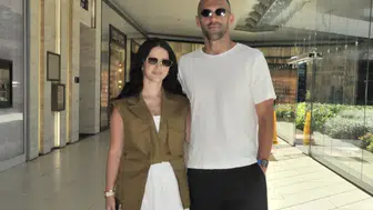 Vedat Muriqi ve eşi Edibe Muriqi izin gününde Zorlu AVM'de görüntülendi