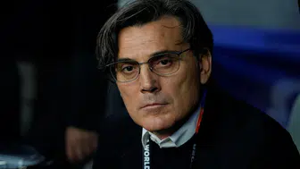 UEFA Uluslar Ligi'nde Türkiye İtalya'ya 3-0 yenilirken tribünlerden Montella ve TFF'ye tepki yağdı
