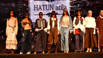 Merter Moda Haftası podyumunda Demet Şener ve Ece Gürsel rüzgarı esti