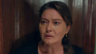 Nurgül Yeşilçay yıllar sonra böyle döndü! Ömür Usta için görünümünü değiştirdi