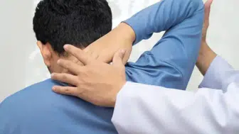 'Kurs belgem var' dedi, boyun kütletme operasyonu felaketle bitti!