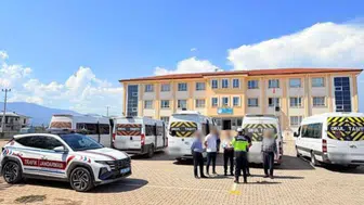 Okullar açıldı, Antalya’da okul servisleri tek tek denetlendi