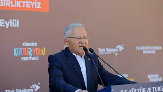 Kayseri Belediye Başkanı Büyükkılıç'tan Bakan Ersoy'a 'Kayseri Kültür Yolu Festivali' teşekkürü