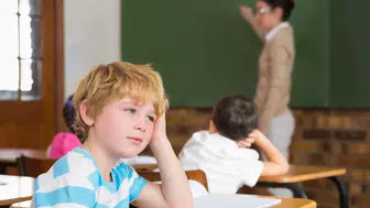 DEHB olan öğrencisi bulunan öğretmenler ne yapmalı? Sınıfta dikkat ve hiperaktivite için 10 etkili yöntem