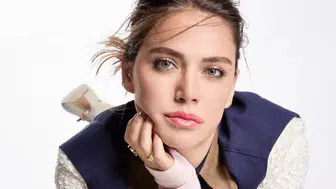 Ceyda Ateş’ten radikal karar: Oyunculuktan sonra şimdi de yapımcı koltuğunda!