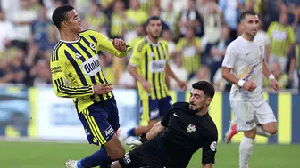 Kadıköy'de tarihi gece: Fenerbahçe Eyüpspor karşısında gol oldu yağdı