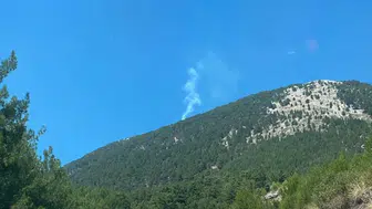Muğla orman bölge mücadelede: Fethiyen'deki yangına havadan yoğun müdahale