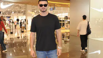 Berk Oktay Zorlu AVM'de görüntülendi
