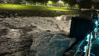 Kocaeli'de sağanağın ardından kanalda oluşan köpük paniğe yol açtı: İnceleme başlatıldı