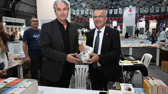 Malatya Kitap Fuarı beş günde 100 bin ziyaretçiyi aştı