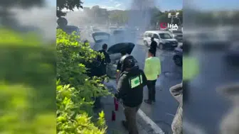 Kağıthane'de otomobil yangınını meşrubat şişesiyle söndürmeye çalıştı