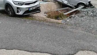 Gümüşhane'de minibüs ile otomobil çarpıştı: 4 kişi yaralandı