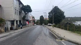 Üç tekerlekli elektrikli motosiklet ile otomobil çarpıştı: 1 ölü, 1 yaralı