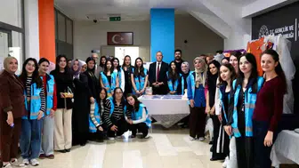Müdür Özalp, Bandırma’daki yurtlarda öğrencilerle buluştu