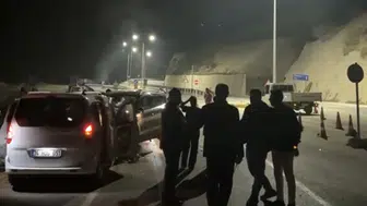 Yüksekova'da yaşanan iki ayrı trafik kazasında 2'si ağır 9 kişi yaralandı