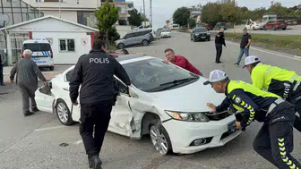 Samsun'da zincirleme kaza sonucunda 2 kişi yaralandı