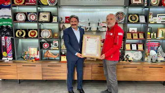 Eskişehir Gençlik ve Spor İl Müdürlüğüne Kızılay’dan bronz madalya